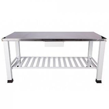 Mesa 1,90x0,90 com estrutura em Epoxi e tampo em aço inox 430 com gaveta e Prateleira gradeada Mesa 1,90x0,90 com estrutura em Epoxi e tampo em aço inox 430 com gaveta e Prateleira gradeada